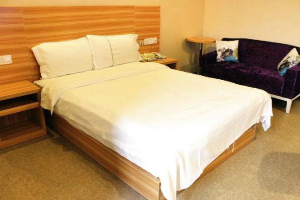 Xiangmei Chain Hotel Shenzhen Qianhai Branch ภายนอก รูปภาพ